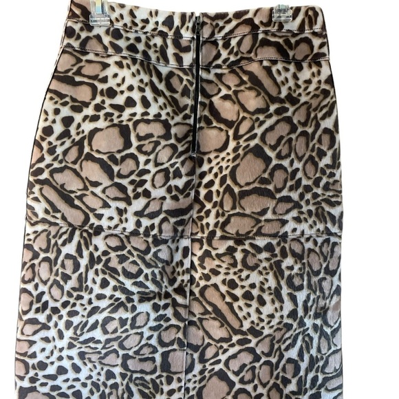 Women's BCBGMaxAzria Margaux Faux Fur Ocelot Leopard Print Back Zip Skirt sz 4 - Picture 3 of 9